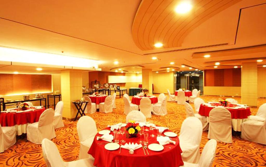 Silver Ferns A Boutique Hotel New Delhi Exterior photo